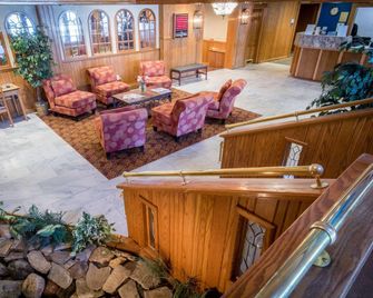 Groton Inn and Suites - Groton - Recepción