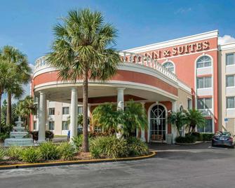 Quality Inn & Suites Near The Theme Parks - Orlando - Edifício