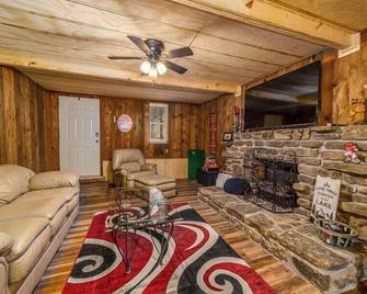 War Eagle Getaway - Springdale - Sala de estar