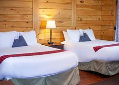 Crooked River Ranch Cabins - Terrebonne - Bedroom