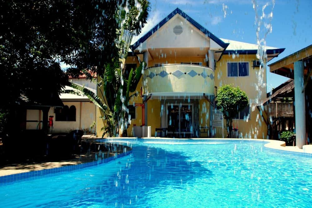 Lapu-Lapu Cottages & Restaurant