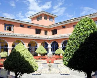 Dm Hoteles Ayacucho - Ayacucho - Building