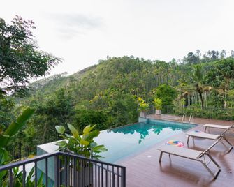 Brookland Estate By Fairspace360-Luxury Pool Villa With Waterfall - Tariyode - Pool