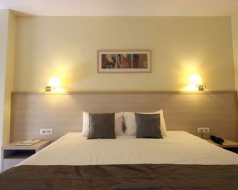 Savoy Hotel - Timişoara - Slaapkamer