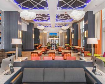 Hampton Inn & Suites Raleigh-Durham Airport-Brier Creek - Ράλεϊ - Σαλόνι ξενοδοχείου