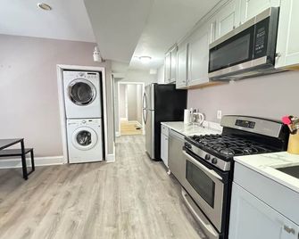 Prime Apartment Near Downtown - Washington D. C. - Cocina