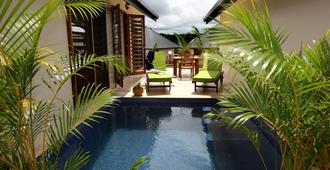 Mangoes Resort - Port Vila - Pool