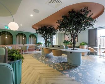 Yugo Bottleworks - Cork - Lobby