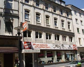 Pension Kirchhoff - دورتموند - مبنى