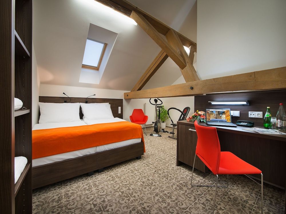 Ea Business Hotel Jihlava - Jihlava - Chambre