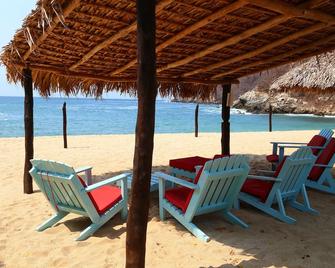 Bahía de la Luna - Arroyo Cruz - Patio