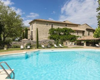 Le Mas de Guilles - Lourmarin - Zwembad