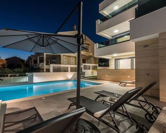 Villa Laverna - Novalja - Piscina