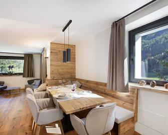 Valgrisa Mountain Lodges 2 - Valgrisenche - Comedor