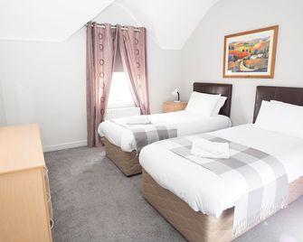 Castle Gardens 3 bed 4052 - Bunratty - Bedroom