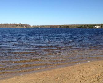 Hot tub, Mountain Air, Pool Table, Fireplace, Sauna, Lake - Albrightsville - Playa