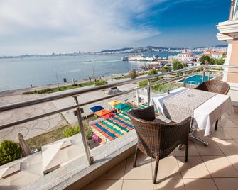 Büyükada Comfort Hotel - Istanbul - Balcony