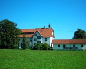 Hotel Gasthof zum Neubau - Kisslegg - Bâtiment