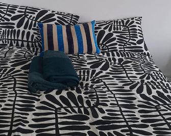 Newport 1-Bed Apt Sleeps 2 near Train Station - Newport