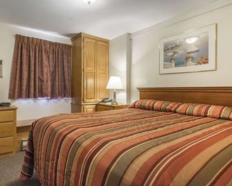 Econo Lodge Inn & Suites - Saint John