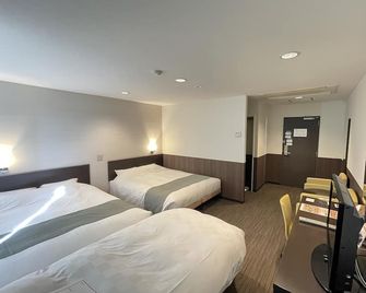 لو لاك هوتل أوتسو إيشياما - أوتسو - غرفة نوم