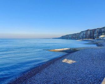 Gorgeous Home In Malleville-Les-Grès - Veulettes-sur-Mer - Beach