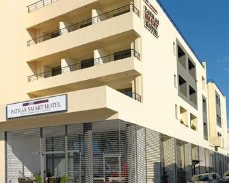 AIROTEL Patras Smart Hotel - Patras - Budynek
