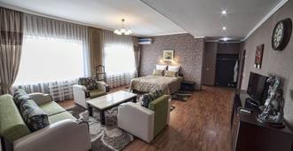 Hotel Osh-Nuru - Osh - Bedroom