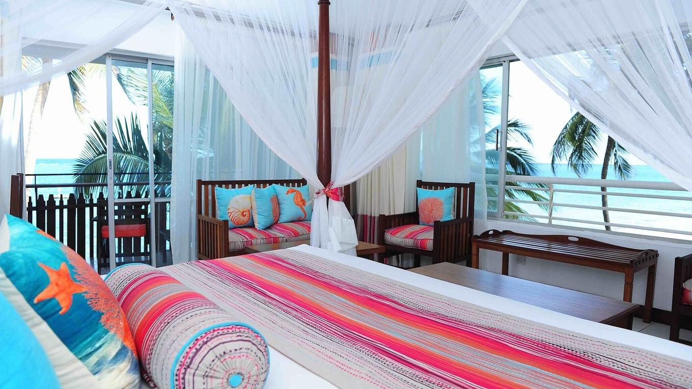 Voyager Beach Resort