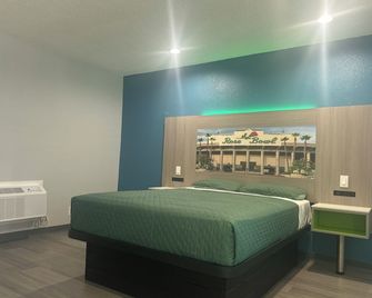 Hi-Way Host Motel - Pasadena - Bedroom