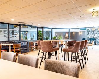 DoubleTree by Hilton Austin - Austin - Restaurant