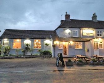 The Woodman Inn - Bedale - Building