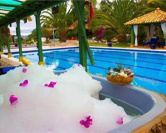 Hotel Boutique Iguaque Campestre Spa & Ecolodge - Villa de Leyva - Piscina
