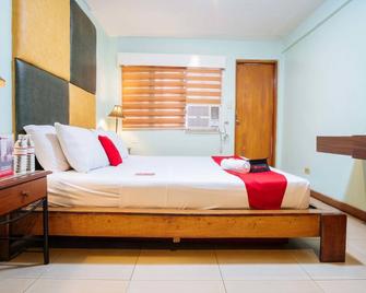 RedDoorz @ Timog Avenue Quezon City - Quezon City - Bedroom