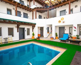 7 Art Feslegen Hotel By Egeos - Bodrum - Pool