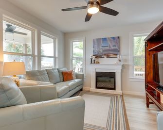 Dauphin Island Vacation Rental Close to Beaches! - Dauphin Island - Sala de estar