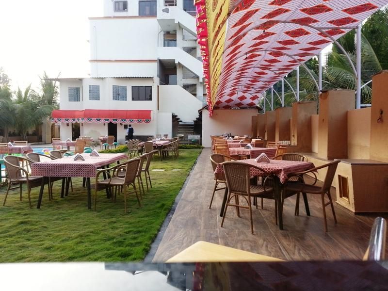 Hotel Sanai Residency - Panchgani - Patio