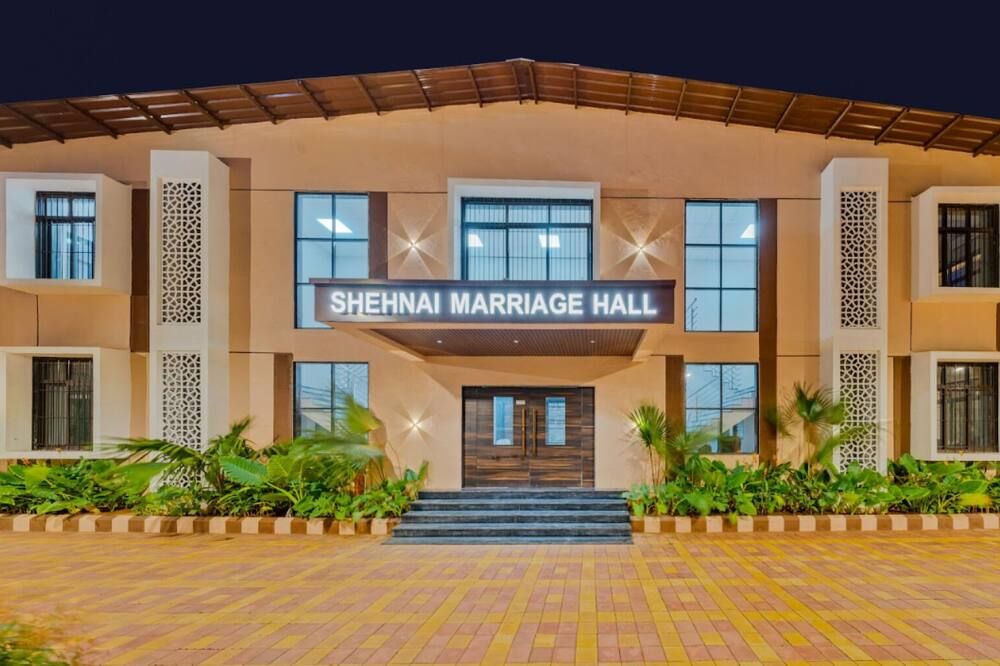 Hotel Grand Heritage - Bādāmi - Building