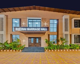 Hotel Grand Heritage - Bādāmi - Building