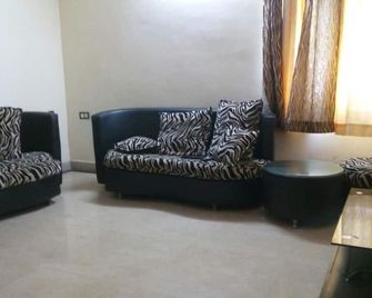 Krishnapatnam Grand Inn - Nellore - Sala de estar