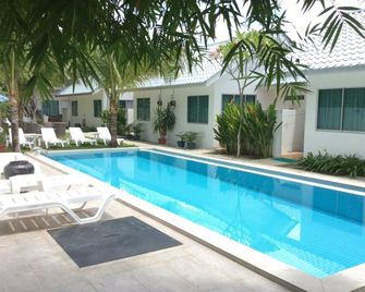 The Fint Hus langkawi - Langkawi - בריכה