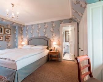 Schlosshotel Kronberg - Hotel Frankfurt - Kronberg - Bedroom