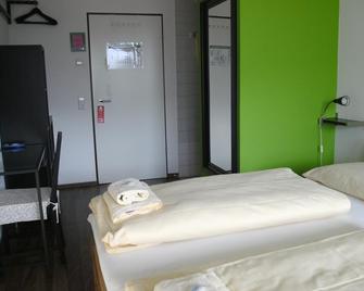 Ft Sportpark Hotel - Freiburg im Breisgau - Bedroom
