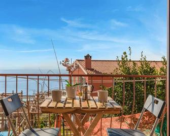 Il nido delle Cinque terre - Volastra