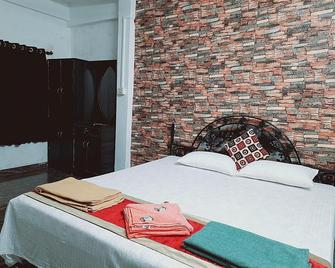 OM Sai Guest House - Canacona - Bedroom