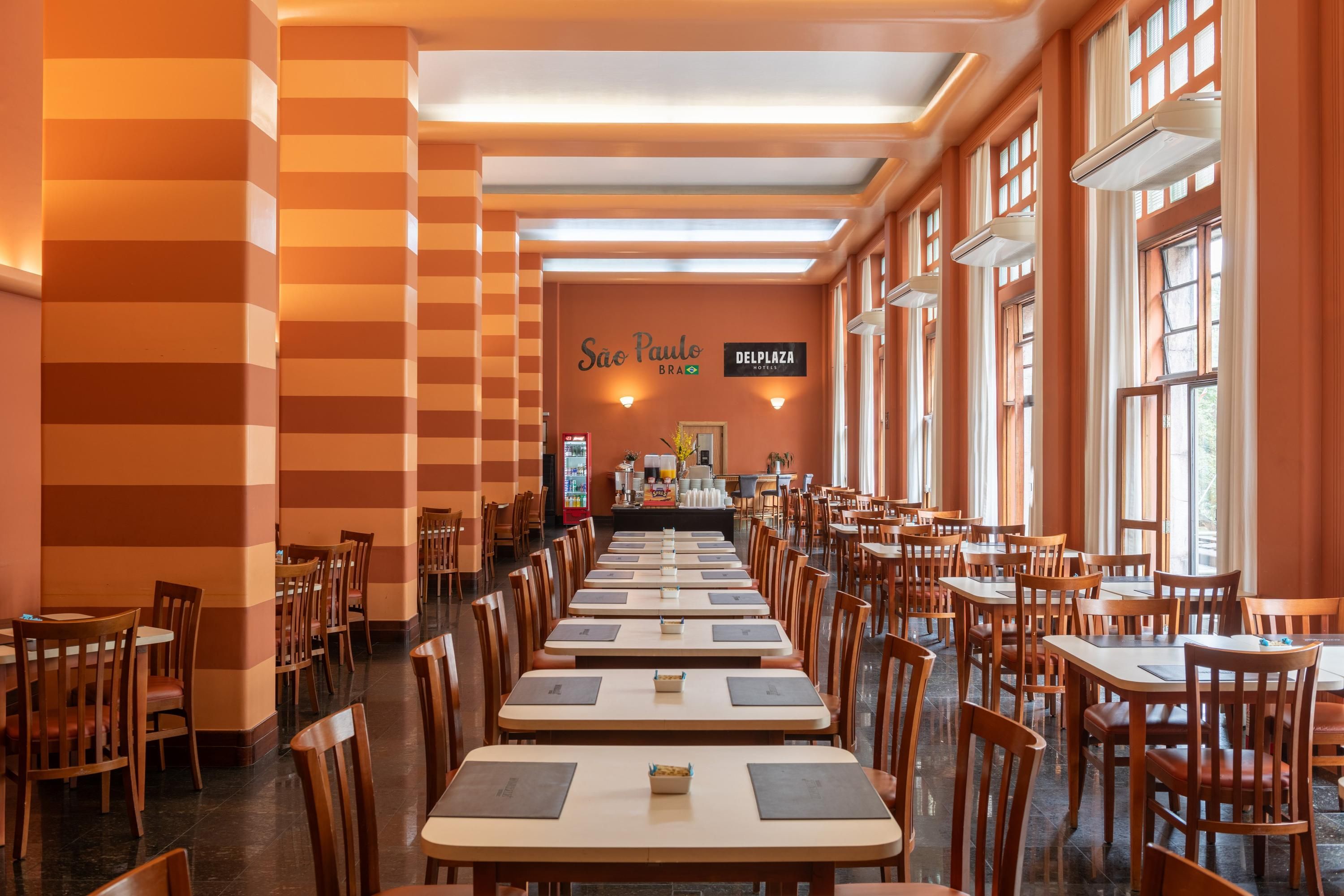 ديلبلازا إكسيلسيور ساو باولو - باي مونريالي - ساو باولو - مطعم