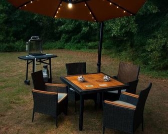 Family Home 5 min from Ft Rucker - Ozark - Patio