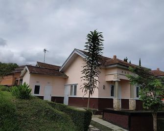 Villa Ciater Highland Blok Ranchero - Bandung - Bedroom