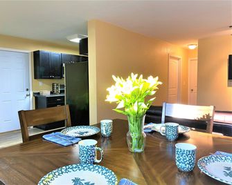 Alaska Creekside Cabins in Seward - Seward - Essbereich