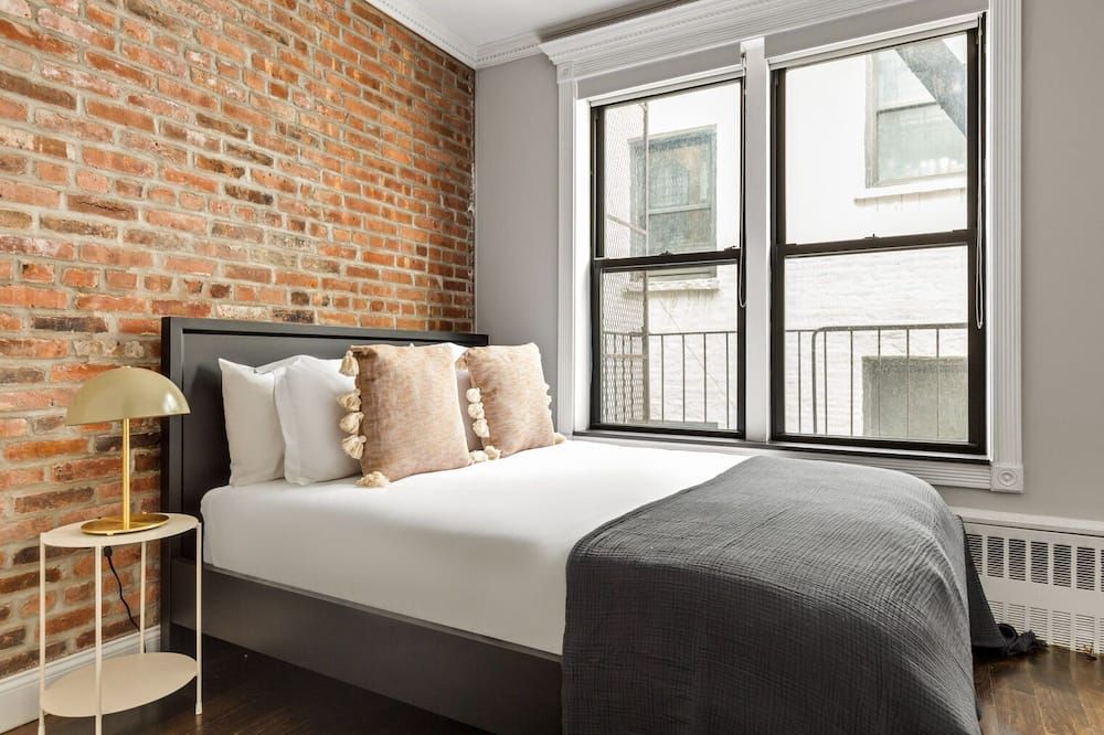 Hip Kips Bay 1BR w/ Elevator & W/D, nr 6 train, by Blueground - نيويورك - غرفة نوم